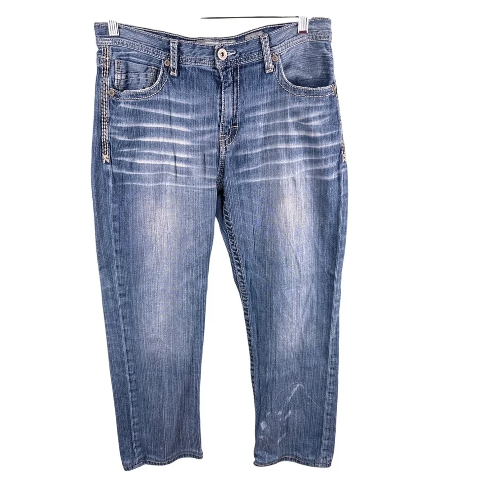 BKE Tyler Straight Tucker Men's Size 34R Medium Wash Blue Distressed Denim Jeans